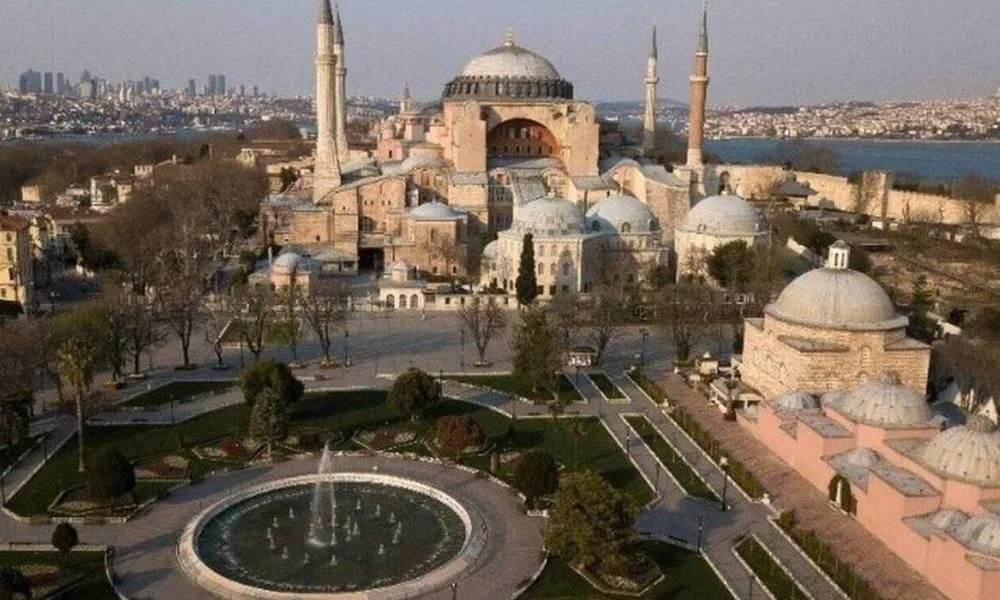 Τουρκία: «Άκαρπη» η καταγγελία της Ελλάδας στην UNESCO για την Αγία Σοφία